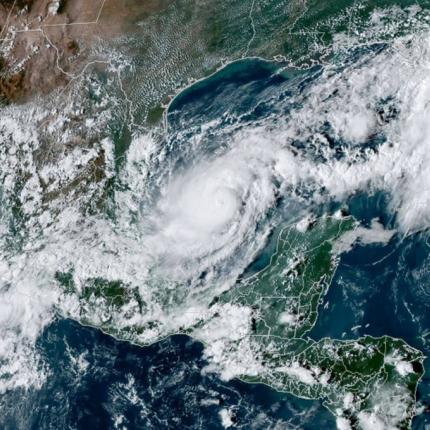 τυφώνας Μίλτον 