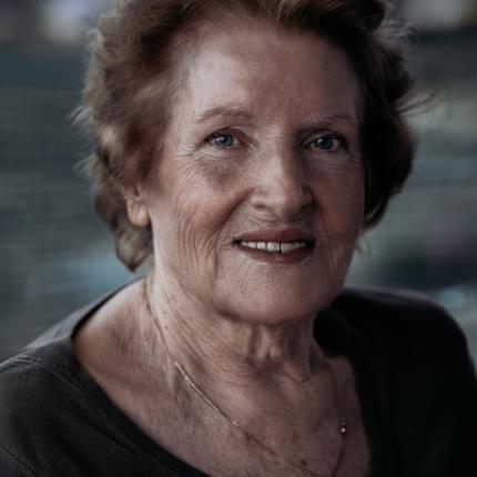 ΕΛΕΝΗ ΜΑΥΡΟΕΙΔΗ