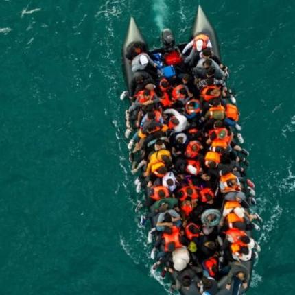 ΜΕΤΑΝΑΣΤΕΣ