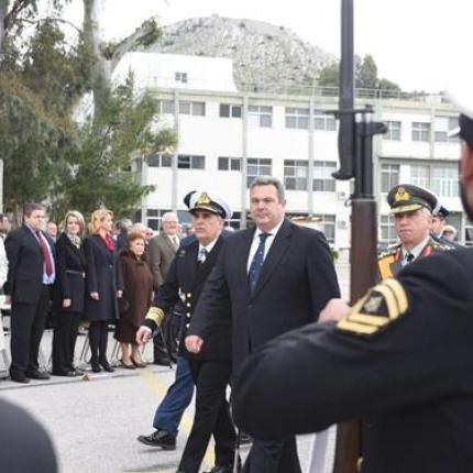 Π. Καμμένος: Εάν χρειαστεί θα δημιουργήσουμε και άλλες δομές στο ανατολικό Αιγαίο