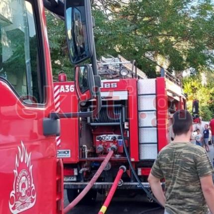 Στη γειτονιά επικράτησε αναστάτωση, ενώ οι κάτοικοι βγήκαν στο δρόμο.