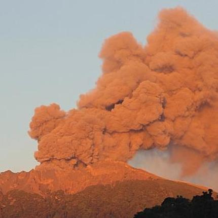 raung_volcano.jpg