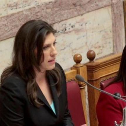 Το ΠΑΣΟΚ κατά της Ζωής Κωνσταντοπούλου