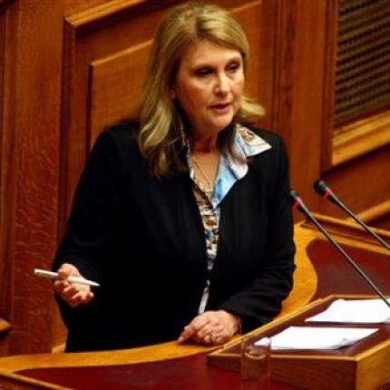 Αντιπαράθεση, απειλές και ανασκευές με αφορμή τη δήλωση Βούλτεψη για "πιστωτικό γεγονός"