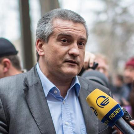 Πρωθυπουργός Κριμαίας: Τη Δευτέρα καταθέτω στη Ρωσία αίτηση ένωσης