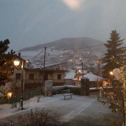 χιόνια ελασσόνα