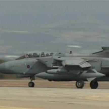 Έτοιμοι οι Βρετανοί να βομβαρδίσουν τζιχαντιστές