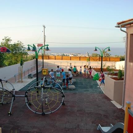 Εγκαινιάστηκε η διαμόρφωση χώρου δημοτικού ακινήτου στον οικισμό Πισκοπιανό 