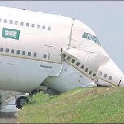 Αναγκαστική προσγείωση αεροσκάφους της Transasia Air στη Ταιβάν, πληροφορίες για πάνω από 40 νεκρούς