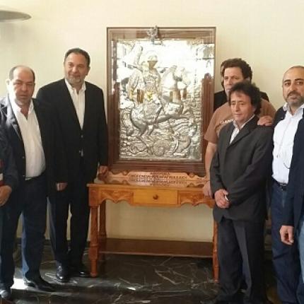 Πλήθος κόσμου στην λειτουργία για τον Προστάτη των Καφεπωλών Άγιο Γεώργιο
