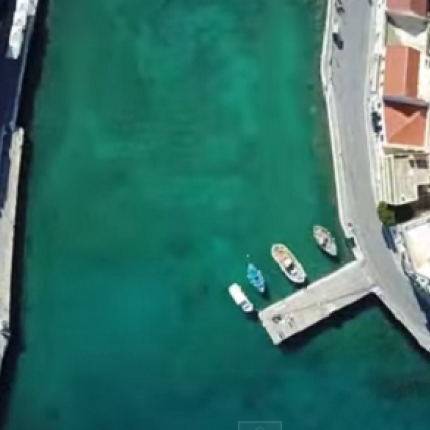 Υπέροχο βίντεο με τον Άγιο Νικόλαο ... από ψηλα! 