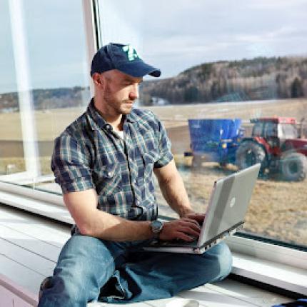 Ενημέρωση για το πρόγραμμα ενίσχυσης νέων αγροτών