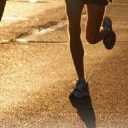 Τρέχουν νύχτα για καλό σκοπό στα Χανιά