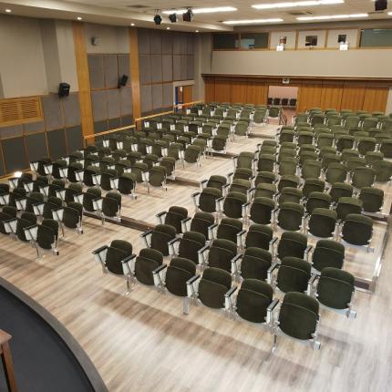 Αίθουσα Μανώλη Καρέλλη