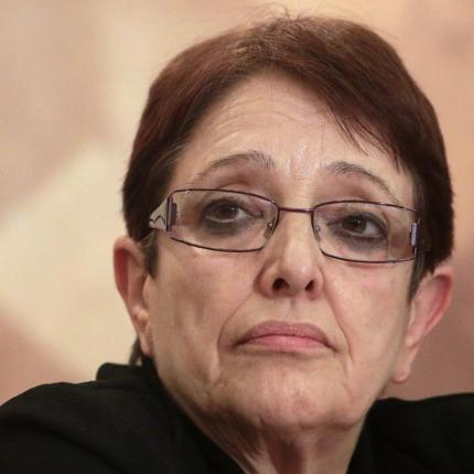 Η Αλέκα Παπαρήγα ανέλυσε τη συντριβή της Βραζιλίας στη Βουλή - "Τι ήταν αυτό ρε παιδιά;"