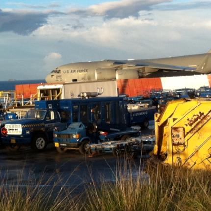 Αμερικάνικα στρατιωτικά μεταγωγικά αεροσκάφη στο Ηράκλειο (φώτο)