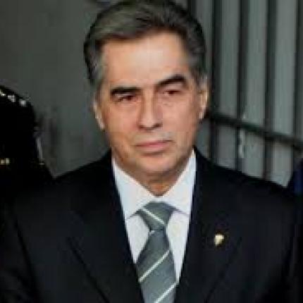 Γκαρσονιέρα αναψυχής για τον Παπαγεωργόπουλο μέσα στο δημαρχείο (φωτογραφίες)