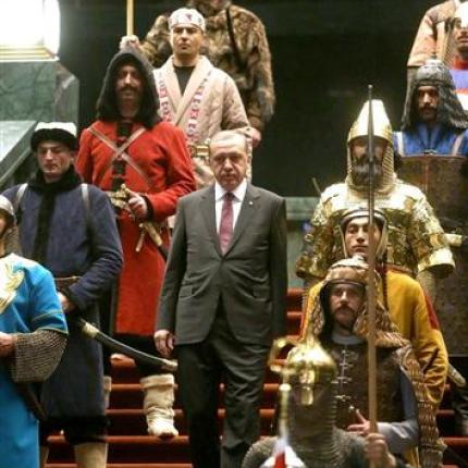 "Ντελίριο" στο διαδίκτυο για την σωματοφυλακή του Ερντογάν