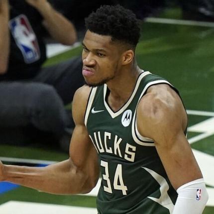antetokounmpo.jpg