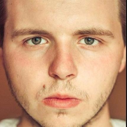 Βρετανός δημοσιογράφος  "κρατείται" από τις ουκρανικές δυνάμεις