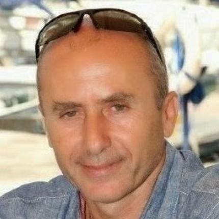 Ν. Αντωνακάκης εναντίον ΟΛΗ για τα "αφημένα στην τύχη τους" μνημεία στην παραλιακή