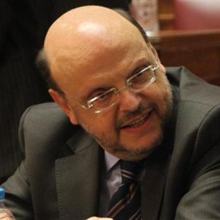 Αντώναρος: "Αφήστε τον Καραμανλή έξω από σπέκουλες"