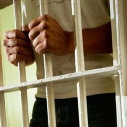 Πάτρα: Απόδραση πέντε κρατουμένων από αστυνομικό τμήμα 