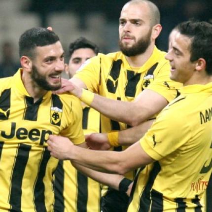 Με πρωταγωνιστή τον Αραβίδη 3-0 η ΑΕΚ τον Παναιγιάλειο