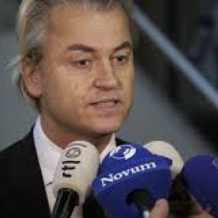 Για υποκίνηση μίσους κατηγορούμενος ο ακροδεξιός Βίλντερς
