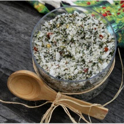 Αρωματικά άλατα από τα χεράκια μας