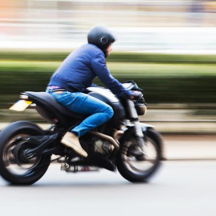 κόντρες μηχανάκια