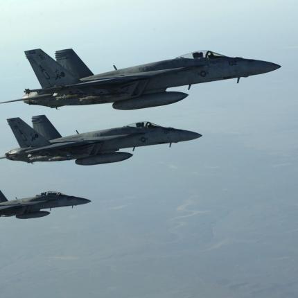 Νέοι βομβαρδισμοί εναντίον τζιχαντιστών από τις ΗΠΑ