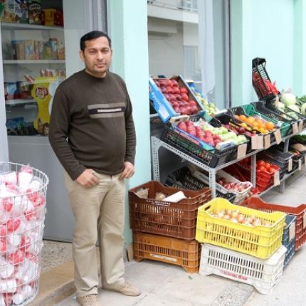 Το "μαγαζάκι" άρχισε να λειτουργεί και σας περιμένει στο πάρτι