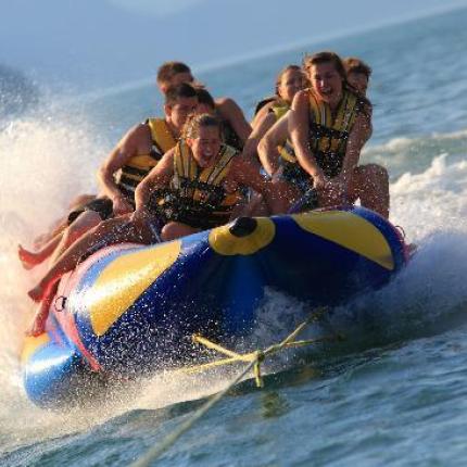 Τραγωδία στη Μύκονο - Νεκρός ένας 10χρονος από θαλάσσιο παιχνίδι