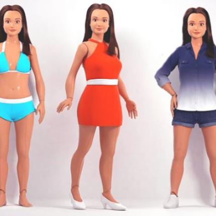 Μια "φυσιολογική" κούκλα με ακμή και παραπανίσια κιλά κάνει θραύση!