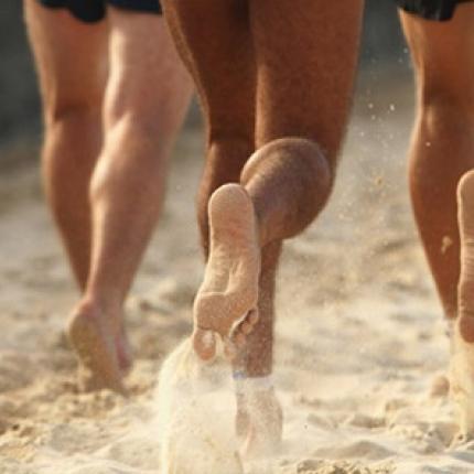 τρεξιμο στην αμμο