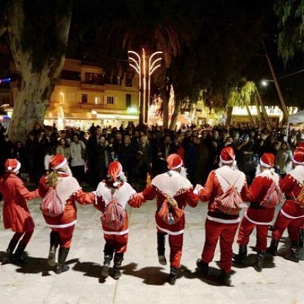 Οι Κρητικοί "ΑγιοΒασίληδες" και τα ... χορευτικά τους