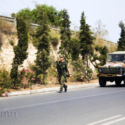 Ηράκλειο: Και ξαφνικά ο Στρατός "βγήκε" στην Εθνική οδό