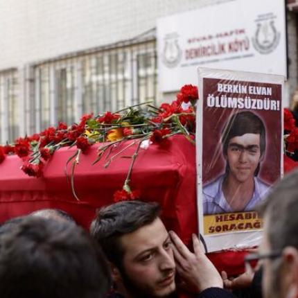 Το συγκλονιστικό μήνυμα Γρηγοροπούλου στην μητέρα του "Αλέξη" της Τουρκίας