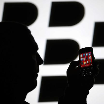 Η Samsung διαψεύδει προσφορά-μαμούθ $7,5 δισ. για την Blackberry