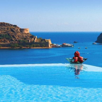 Το Blue Palace της Ελούντας στα 25 καλύτερα ξενοδοχεία της Ευρώπης