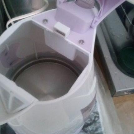 Πώς να αφαιρέσεις τα άλατα από το βραστήρα σου