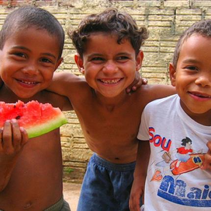 Δεκαέξι παιδιά και τα υπνοδωμάτιά τους απο όλο τον κόσμο