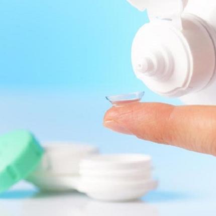 υγρό για φακούς επαφής 