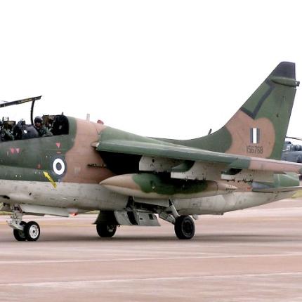 Τελευταίο αντίο στα θρυλικά A-7 Corsair, που ξεκίνησαν απ' τη Βάση της Σούδας