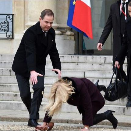 Ποιος μάτιασε την πρωθυπουργό της Δανίας; (βίντεο)