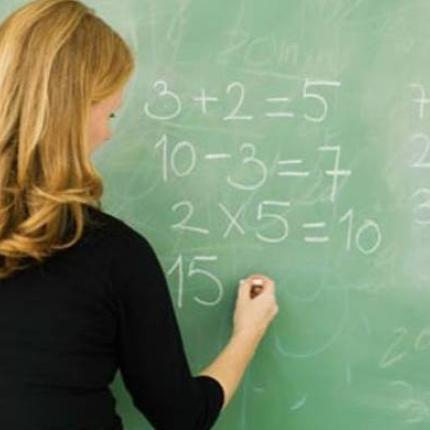 Ρέθυμνο: Ανακλήθηκε απόσπαση δασκάλας, αλλά ο Διευθυντής Εκπαίδευσης την κρατάει