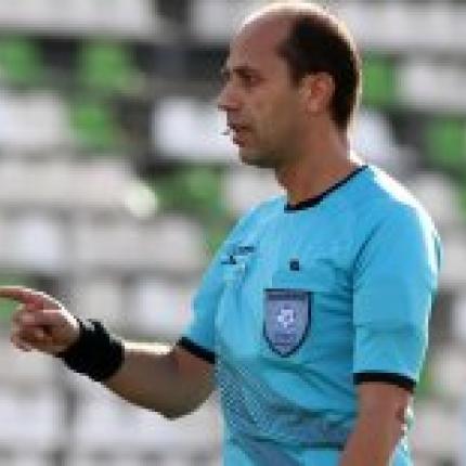 Ο Δελφάκης θα αποφασίσει για τη σέντρα στο Πανθρακικός- Ολυμπιακός