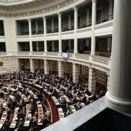 Απηύδησαν οι κοινοβουλευτικοί συντάκτες από τις διαψεύσεις βουλευτών 