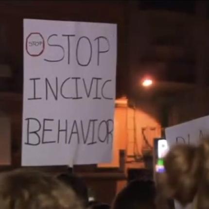 "Ως εδώ" είπε η Βαρκελώνη στους Τουρίστες της Ντροπής